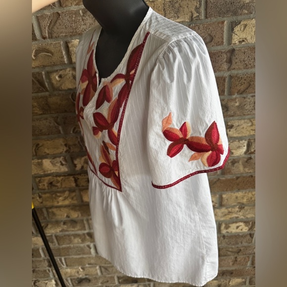 Madewell White Blouse with Red and Orange Embroidery Size Small - Picture 6 of 11